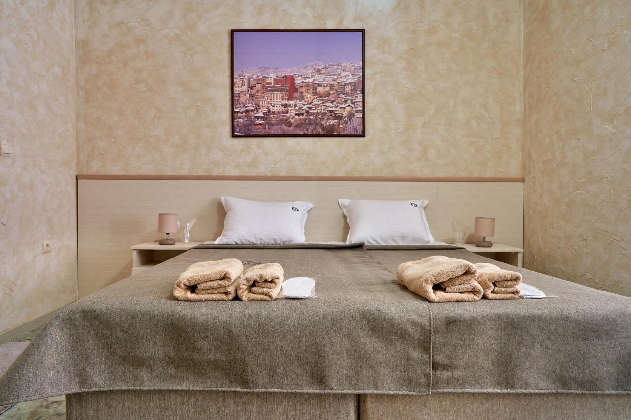 Hotel Kings View à Veliko Tarnovo Extérieur photo